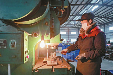 搬運幫即時工助力防疫復工“兩手抓”有力有序“兩不誤”